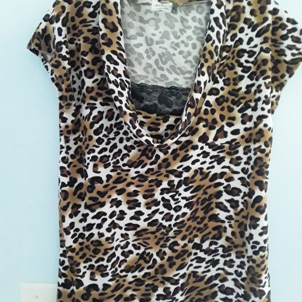 Women's Short Sleeve Top